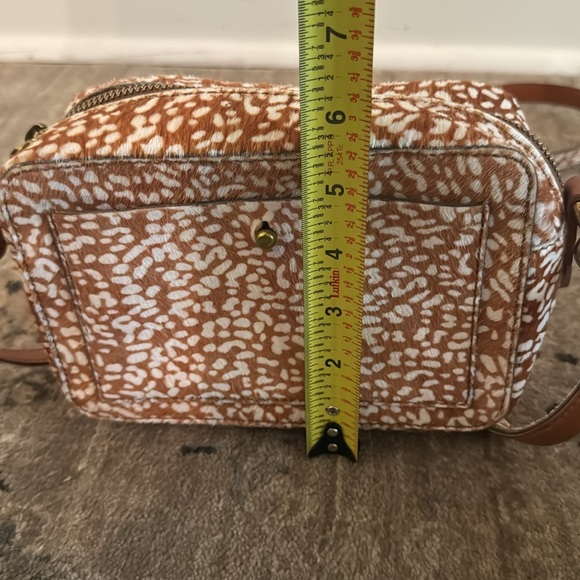Madewell "The Transport Camera Bag" Animal Spot Calf Hair Edition - Picture 3 of 10